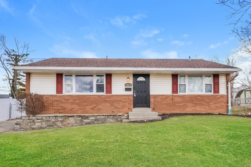 10812 Lemarie Dr Sharonville, OH 45241
